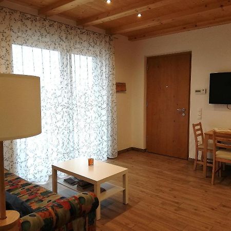 Gisshuebelhof Apartment Andrian Ngoại thất bức ảnh